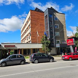 Family Hotel Bulgaria Харманли Exterior photo