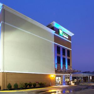 Holiday Inn Express Washington Dc-Bw Parkway, An Ihg Hotel Хаятсвил Exterior photo