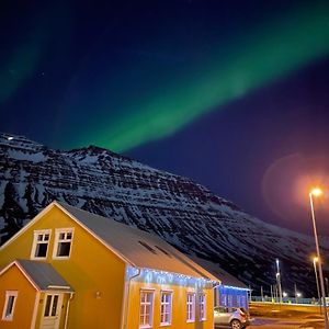 Lonsleira Apartments Seyðisfjörður Exterior photo