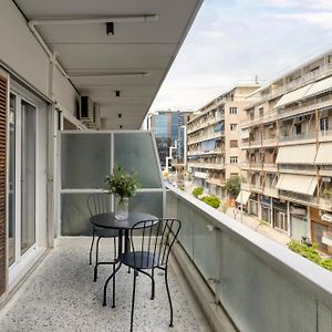 A New Happy 2 Bdr Apartment That Has A Soul Атина Exterior photo
