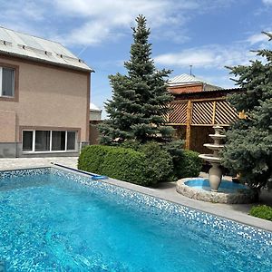 Jrvezh Holiday House Ереван Exterior photo