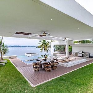 Hermosa Casa Junto Al Lago Con Infinity Pool & Jacuzzi Villa Текескитенго Exterior photo