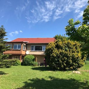 Ferienhaus Naturlust - Ferienwohnung Bis 6 Personen Leutersdorf Exterior photo