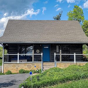 Escape At The Lake Villa Дандрижд Exterior photo