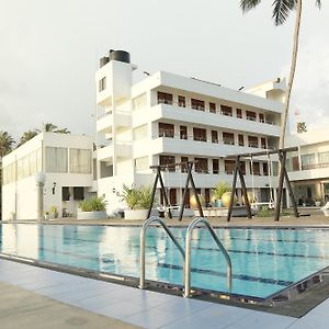 New Ocean Hill Hotel Хикадува Exterior photo