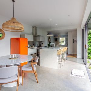 Guestready - Modern Villa In Glenageary Дъблин Exterior photo