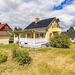 Relaxing Family Home Near The Lake Ställdalen Exterior photo