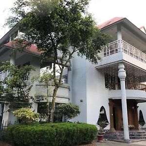 Subhani Aysha Palace Luxury Apartment Силет Exterior photo