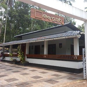 Aambal Resort Кожикод Exterior photo