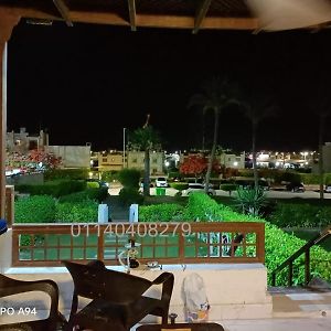 شاليه ارضي تاني صف شايف بحيره و بحر Ел Аламейн Exterior photo