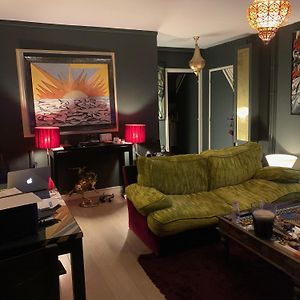 Chambre Dans Un Appartement Plein De Charme Et Elegance Левалоа-Пере Exterior photo
