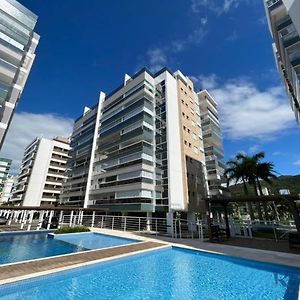 Cod 55 - Apartamento No Melhor Condominio Da Praia Говернадор Селсо Рамос Exterior photo