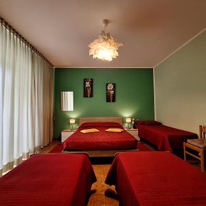 Bed & Breakfast "Il Ghiro" Bed & Breakfast San Martino sulla Marruccina Exterior photo