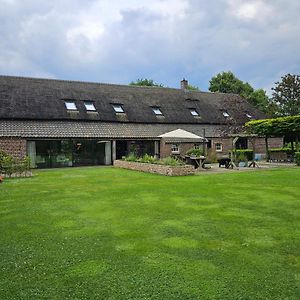 Luxe Brabantse Langgevelboerderij Villa Астен Exterior photo