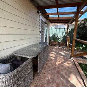 Studio Granny Flat In Melville With Patio Пърт Exterior photo