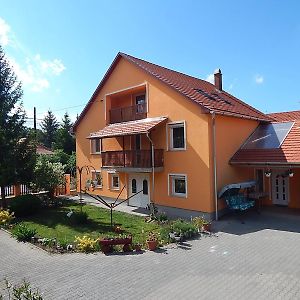 Gabriella Vendeghaz Hotel Szilvásvárad Exterior photo