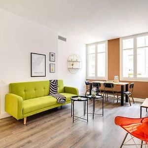 Colorful With Cozy Terrace In Gracia Apartment Барселона Exterior photo