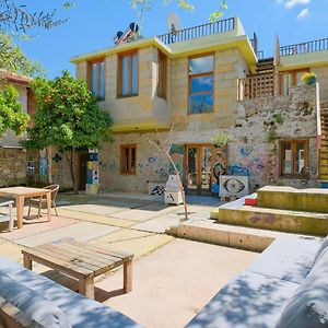 Uezuemlue Evleri Bed & Breakfast Фетие Exterior photo