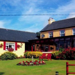 Findus House, Farmhouse Bed & Breakfast Bed & Breakfast Макруум Exterior photo