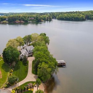 La Peninsule At Lake Hickory Villa Taylorsville Exterior photo