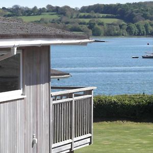 Morning Tide Villa Burton  Exterior photo