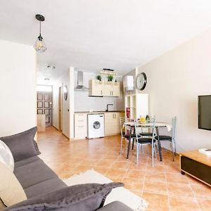 Cosy Apartment In Los Cristianos 5Min To The Ocean Exterior photo