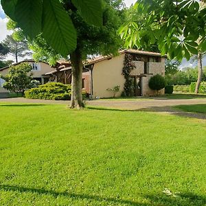 Gite L'Etable D'En Naoua Villa Maubec  Exterior photo