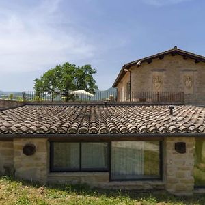 Wonderful Manor Villa With Enriched Background Scenery San Ginesio Exterior photo