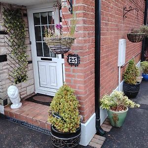 Room At Quiet Location Close To Belfast Carnmoney Exterior photo