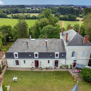 Chateau De Gouyas Bed & Breakfast Montagrier Exterior photo