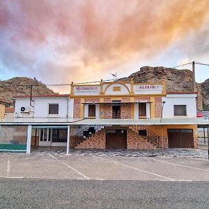 Hernani Bardenas Hotel Аргедас Exterior photo