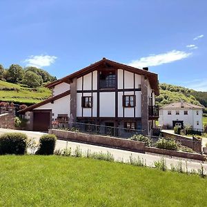 Vivienda Rural Jauregui Txiki Villa Gorriti Exterior photo