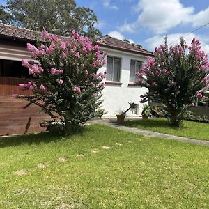 Mjed House Australia Bed & Breakfast Ingleburn Exterior photo