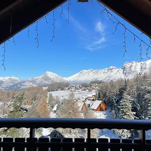 Les Chalets De Celine Ла Жу дю Луп Exterior photo