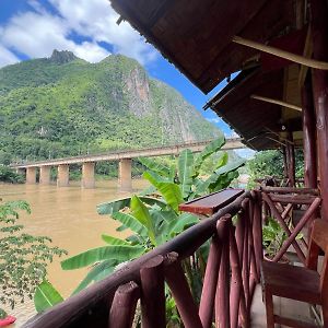 Yensabai Bungalow River View Hotel Nongkhiaw Exterior photo