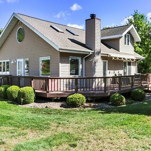 Como Lakeview Loft - Massive Wraparound Deck - Filtered Lake Views - Hot Tub - Fire Pit - Gas Fireplace Villa Женевско езеро Exterior photo