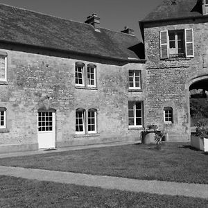 Gite Liberte-Utah Beach Villa Сант-Мари-дю-Мон Exterior photo