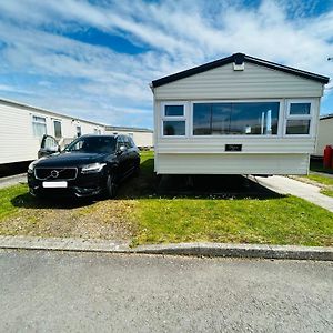 The Elms, 6 Sleeper Trecco Bay Luxury Caravan Park Hotel Newton  Exterior photo