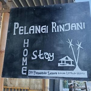 Pelangi Rinjani Homestay Сенару Exterior photo