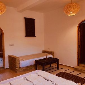 Kasbah Isfoula And Spa Bed & Breakfast Аит Бен Хаду Room photo