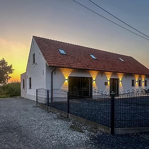 De Viervoeters Hoeve Villa Ruiselede Exterior photo