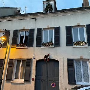 Les Glycines Bed & Breakfast Bonneval  Exterior photo