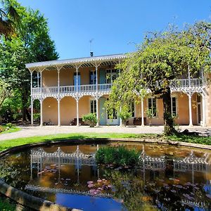 Le Portail Bed & Breakfast Le Passage  Exterior photo