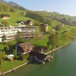 Hotel Kurhaus Am Sarnersee Сарнен Exterior photo