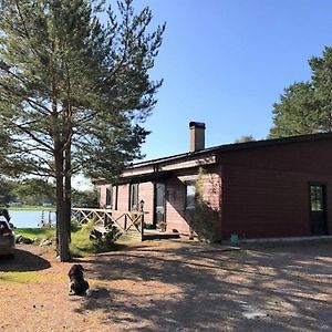 Stunning Home In Vikbolandet With 3 Bedrooms Arkosund Exterior photo