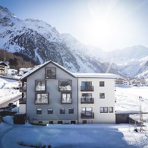 Hotel Gampen Солда Exterior photo