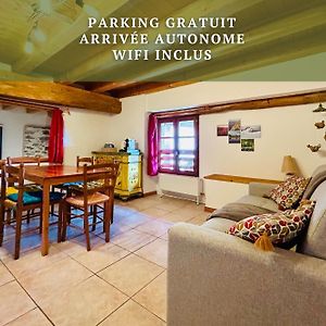 Au Pied Du Chateau- Parking Wifi Jardin - Clg Savoie Apartment Freterive Exterior photo