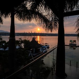 Playa Vikingos Tequesquitengo Hotel Куернавака Exterior photo