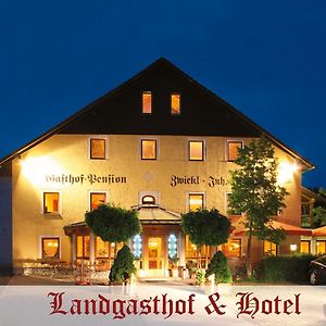 Landgasthof Hotel Zwickl Дегендорф Exterior photo