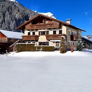 Haus Bergfreund Apartment Санкт Леонард им Пицтал Exterior photo